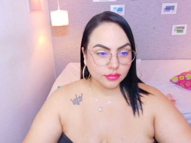 curvy-sexyvalen