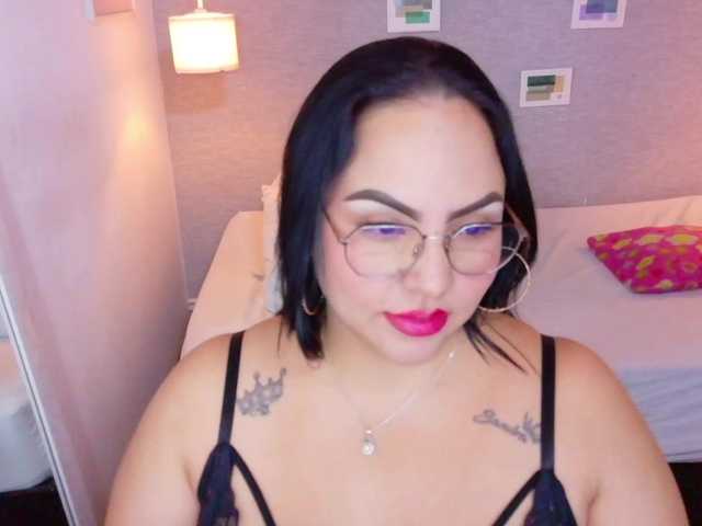 curvy-sexyvalen