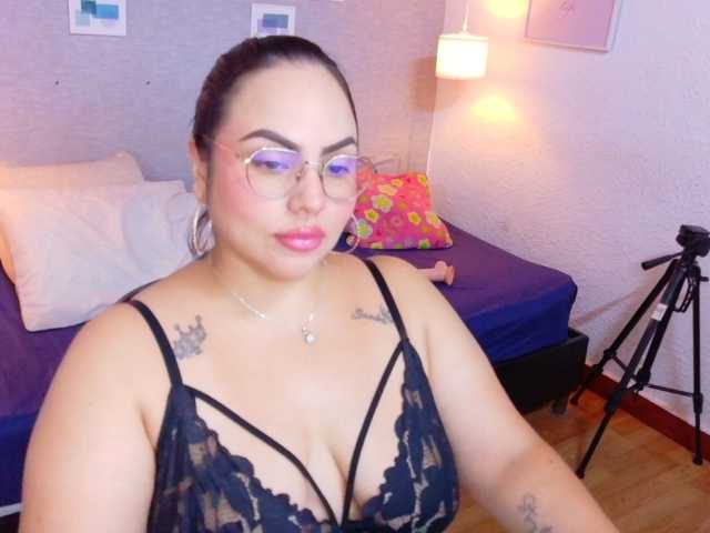 curvy-sexyvalen