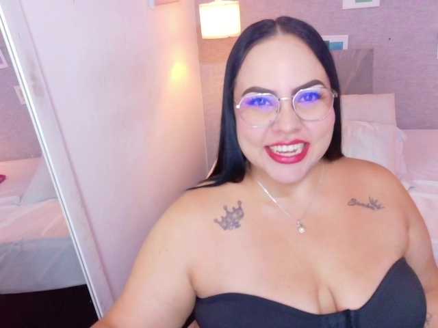 curvy-sexyvalen