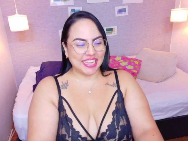 curvy-sexyvalen