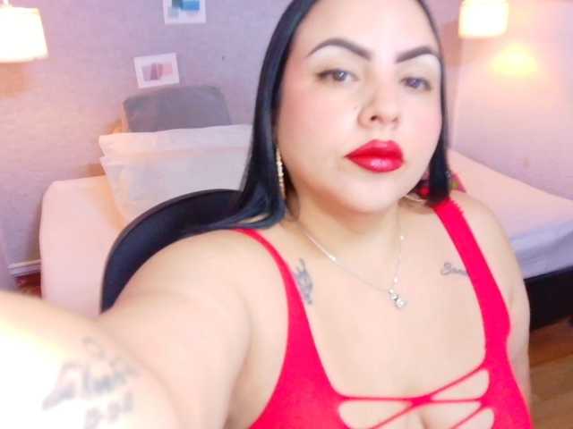 curvy-sexyvalen