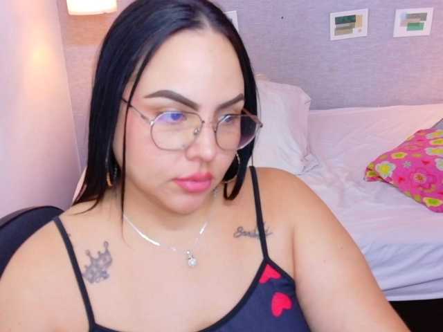 curvy-sexyvalen