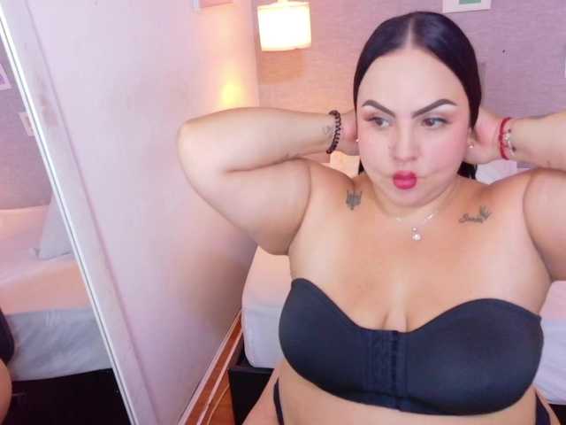 curvy-sexyvalen