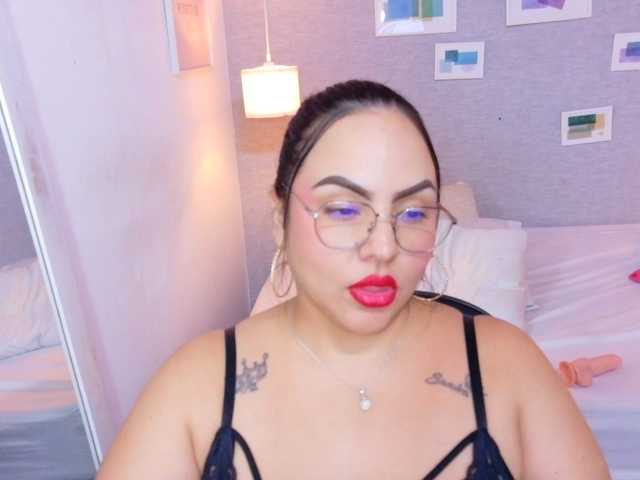 curvy-sexyvalen