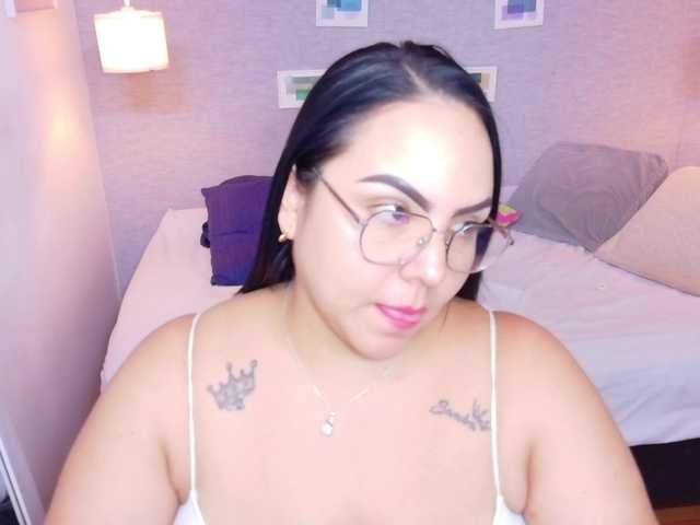 curvy-sexyvalen