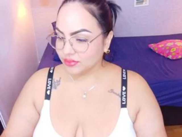curvy-sexyvalen