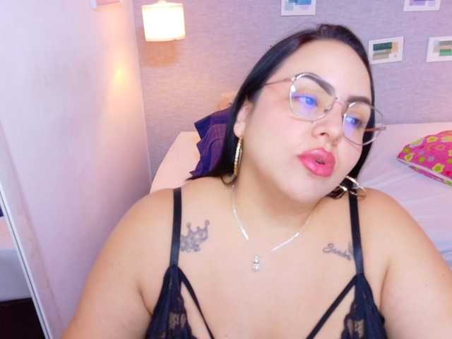 curvy-sexyvalen