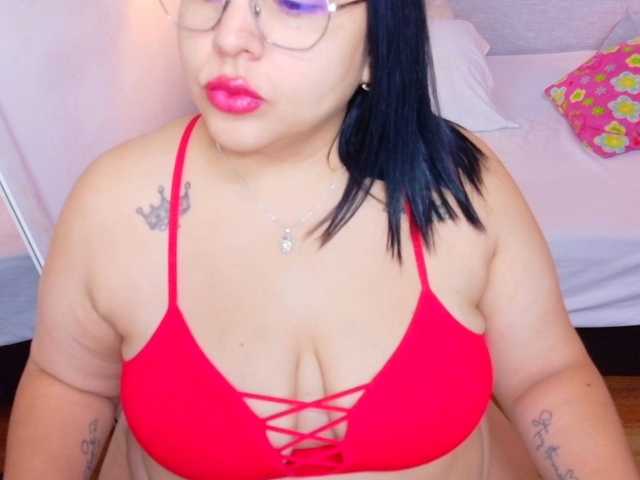 curvy-sexyvalen