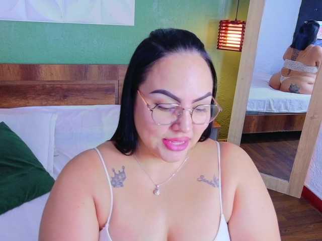 curvy-sexyvalen