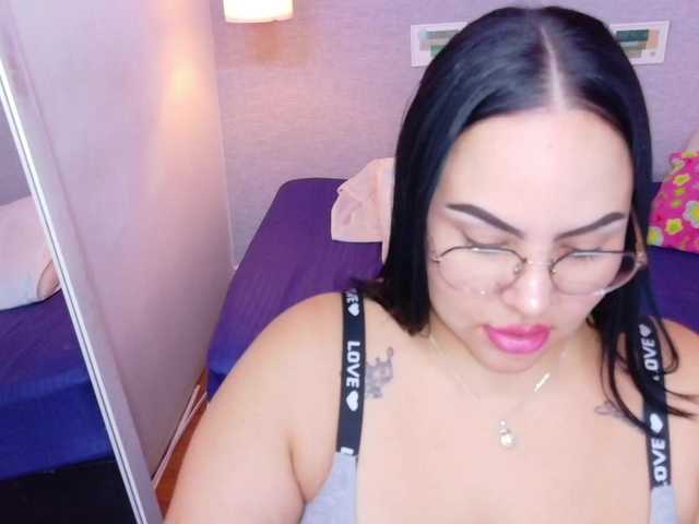 curvy-sexyvalen