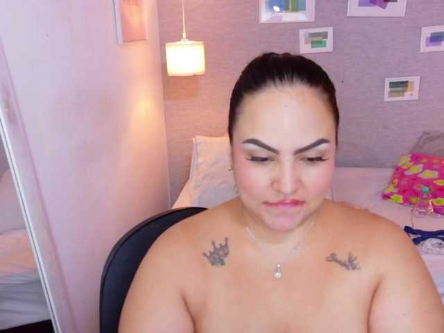 curvy-sexyvalen