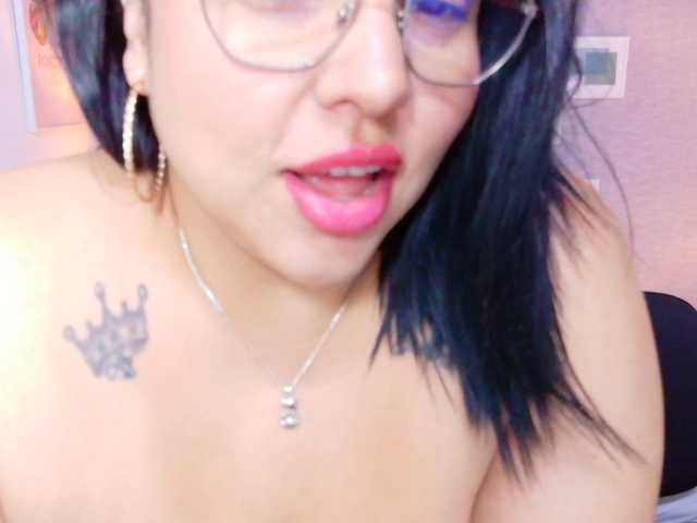 curvy-sexyvalen