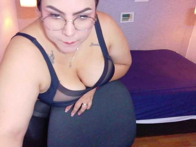 curvy-sexyvalen