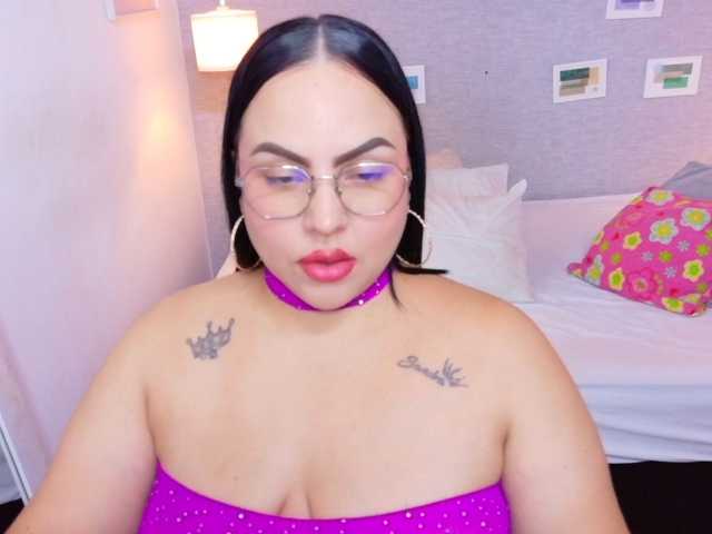 curvy-sexyvalen