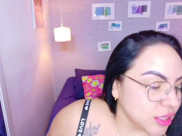 curvy-sexyvalen