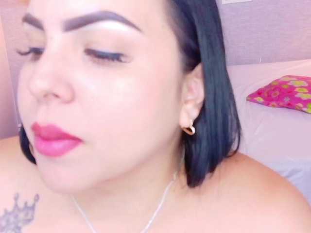 curvy-sexyvalen