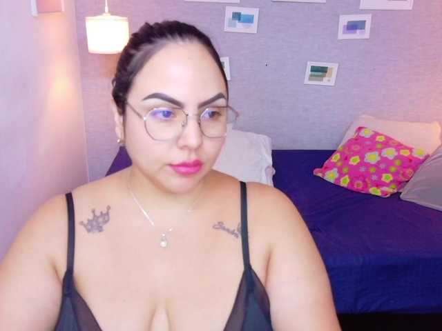 curvy-sexyvalen
