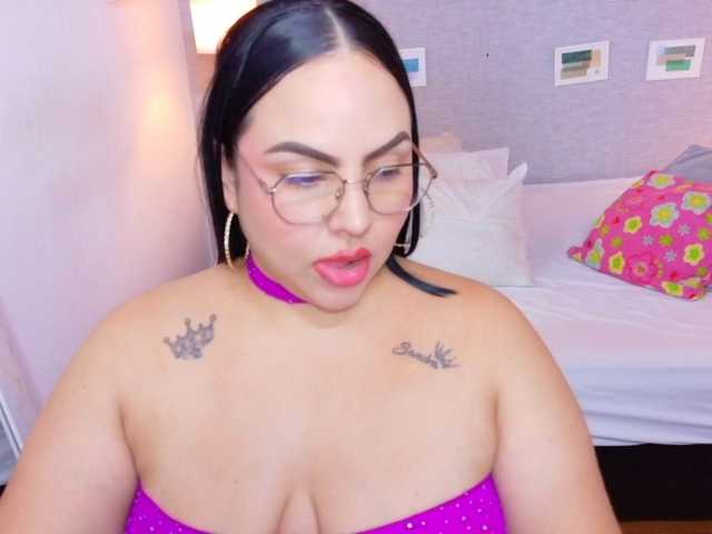 curvy-sexyvalen