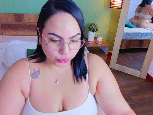 curvy-sexyvalen