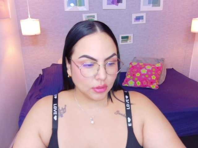 curvy-sexyvalen