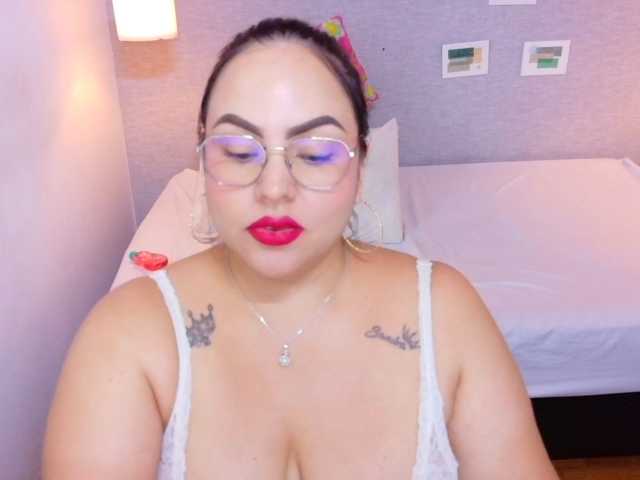 curvy-sexyvalen