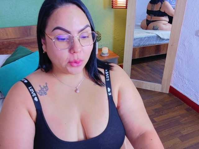 curvy-sexyvalen