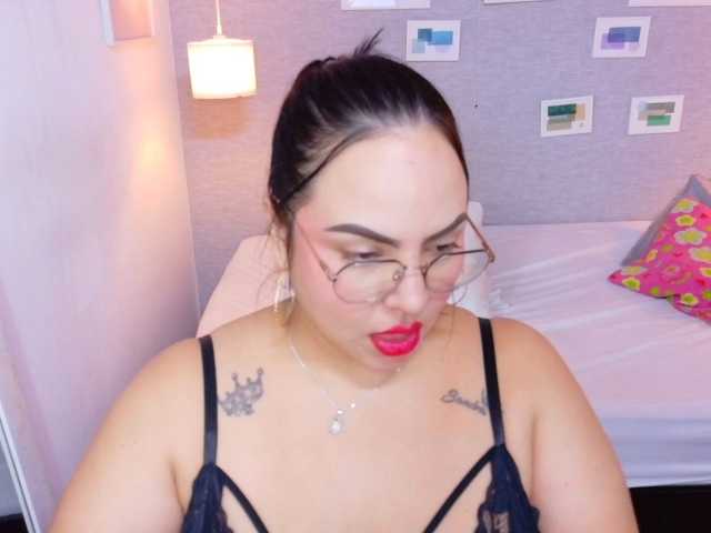 curvy-sexyvalen