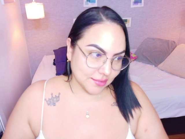 curvy-sexyvalen