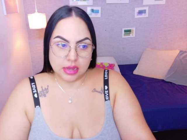 curvy-sexyvalen