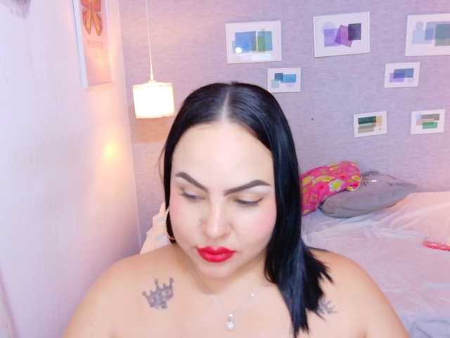 curvy-sexyvalen