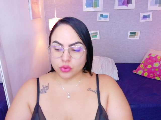 curvy-sexyvalen
