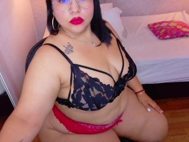 curvy-sexyvalen