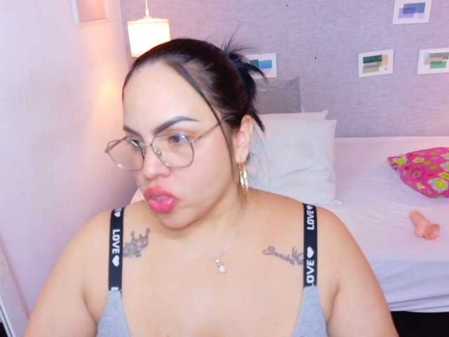 curvy-sexyvalen
