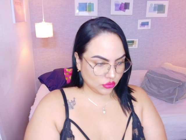 curvy-sexyvalen