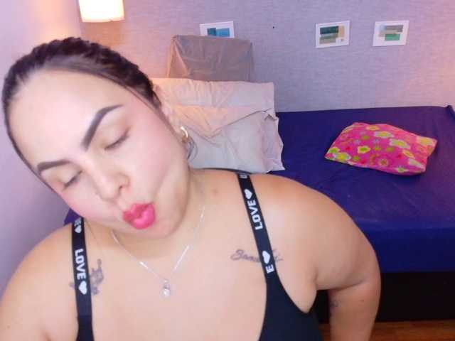curvy-sexyvalen