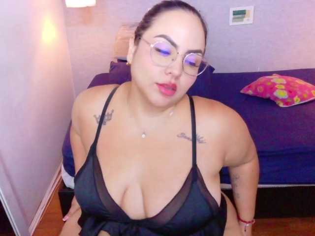 curvy-sexyvalen