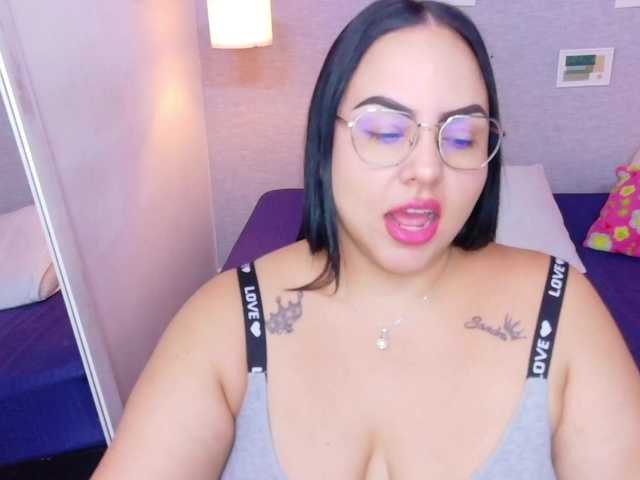 curvy-sexyvalen
