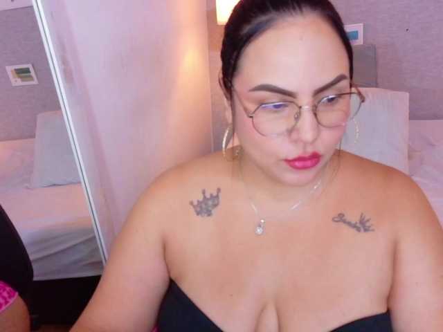 curvy-sexyvalen