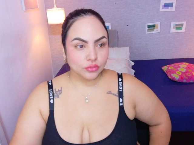 curvy-sexyvalen