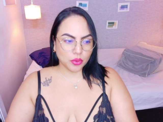 curvy-sexyvalen