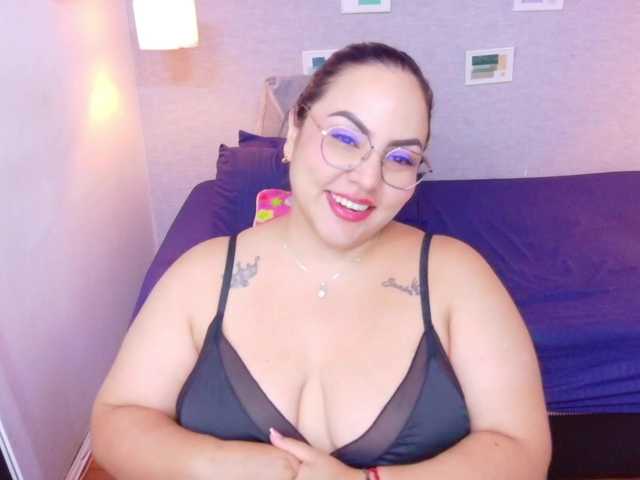 curvy-sexyvalen