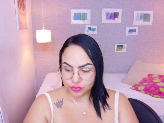 curvy-sexyvalen