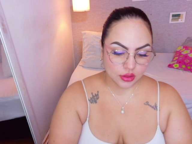 curvy-sexyvalen