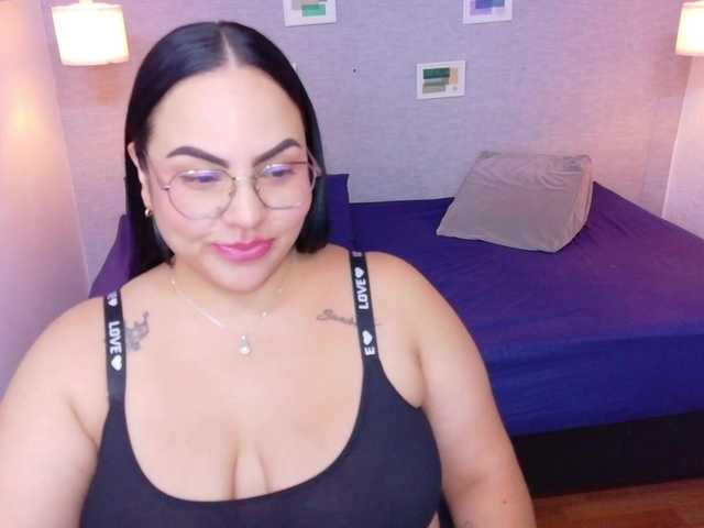 curvy-sexyvalen