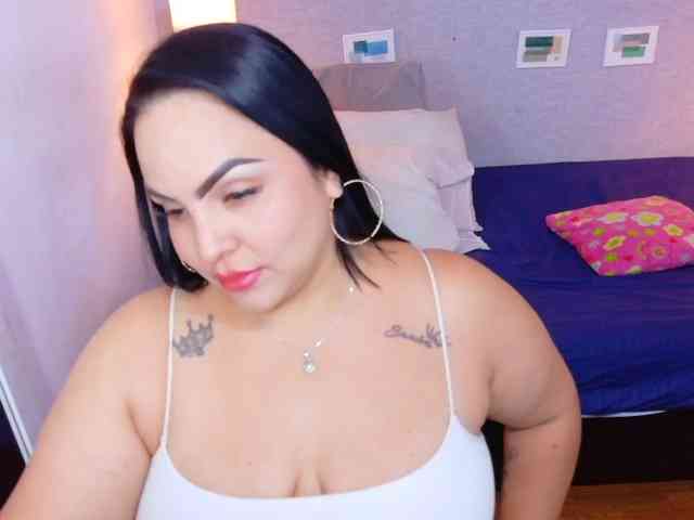 curvy-sexyvalen webcam