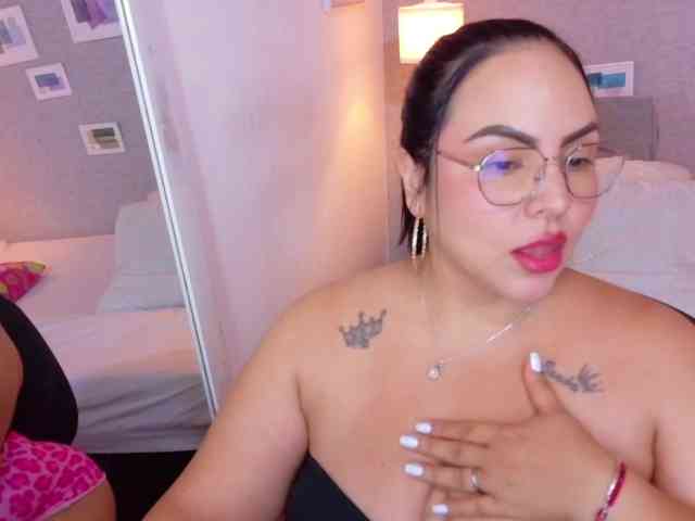 curvy-sexyvalen webcam
