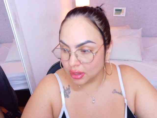 curvy-sexyvalen curvy-sexyvalen