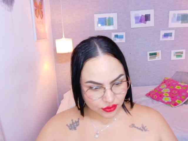 curvy-sexyvalen curvy-sexyvalen