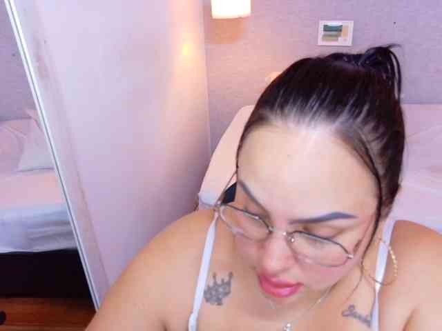 curvy-sexyvalen curvy-sexyvalen